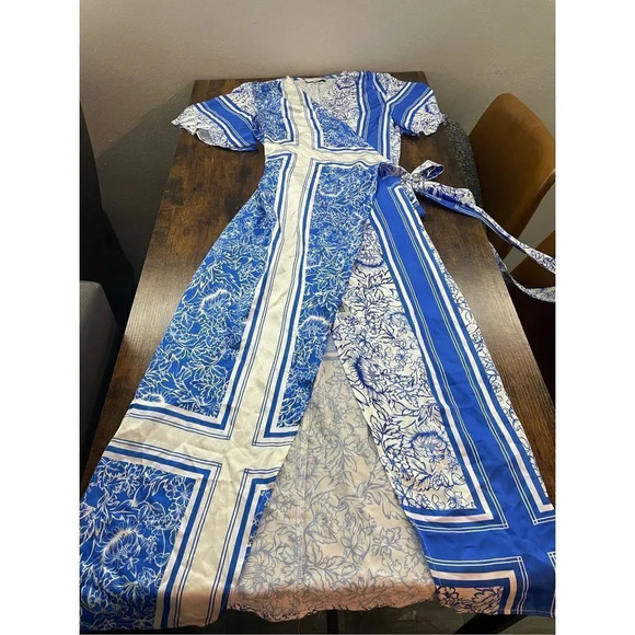never fully dressed blue floral print wrap dress short sleeve size US 2 - Picture 2 of 10
